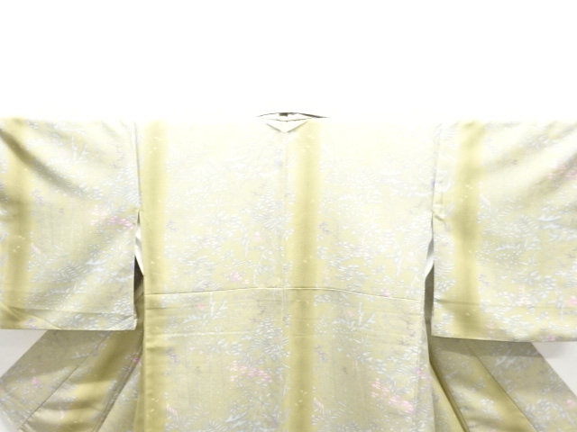  草花模様小紋着物